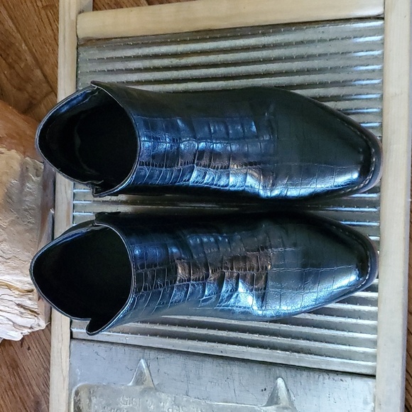 Women's Roper Bootie - Picture 2 of 6